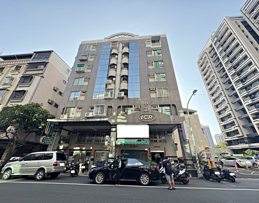 租-武廟商圈【中正ICR華廈】優質大套房 - Image 1