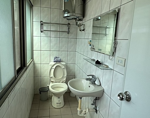 新埔站3分鐘近學校市場生活機能佳 - 591租屋網 - Image 2