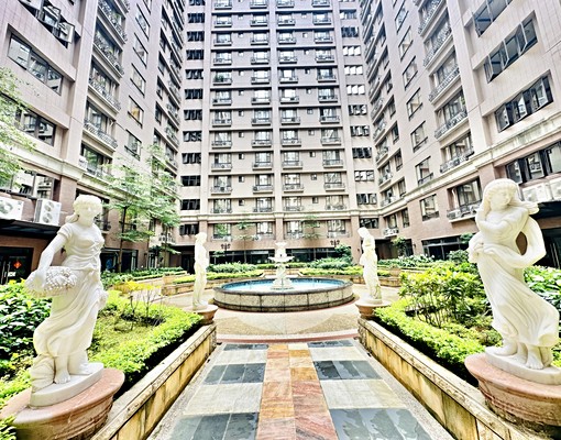 臻愛香榭★喜來登特區，家具齊全，一卡皮箱入住三房，平車， - Image 2