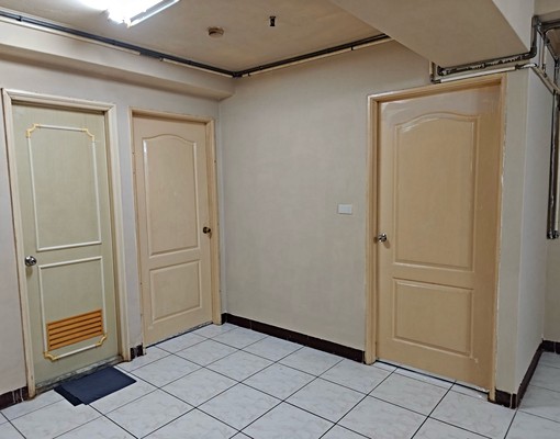 5分鍾內到捷運站,近市場,醫院,運動場 - Image 2
