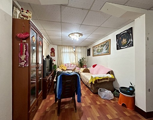 雅房價租整層☘勤美誠品🌳明亮公寓爬梯5樓🌳獨立廚房 - Image 1