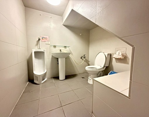 🏠福容飯店旁電梯店住|出租🏠 - Image 4