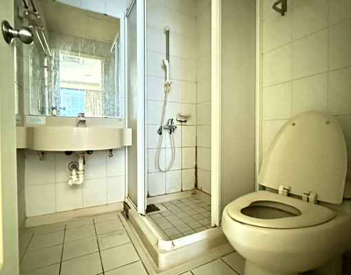 亞灣85大樓溫馨獨立套房 - Image 3