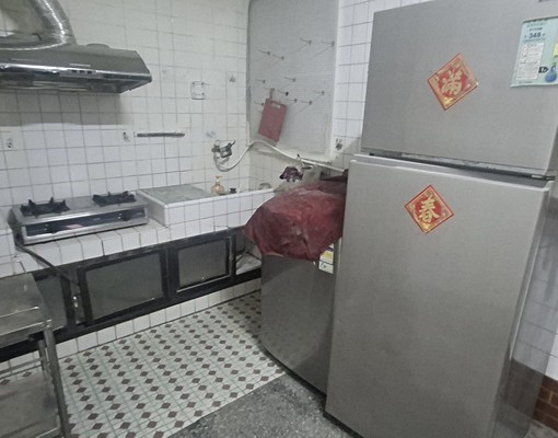 近彰南路透天~便宜出租~可申請租金補貼 - Image 4