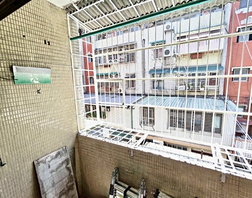 板橋二房!前後陽台!會重新油漆!可租補! - Image 4