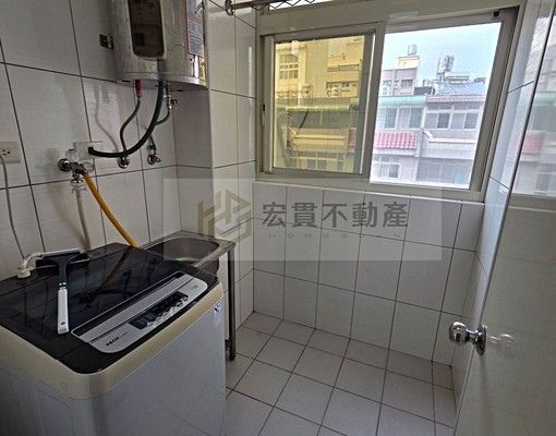 萬元內獨立洗衣機室內機車位變頻冷氣採光好小資電梯套房 - Image 8