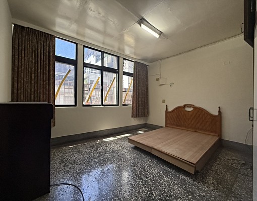 三民捷運~便利2樓~2房美寓 - Image 3