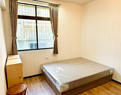 【限女性,全新變頻冷暖氣】捷運站300公尺,全新床墊,採光好 - Image 7