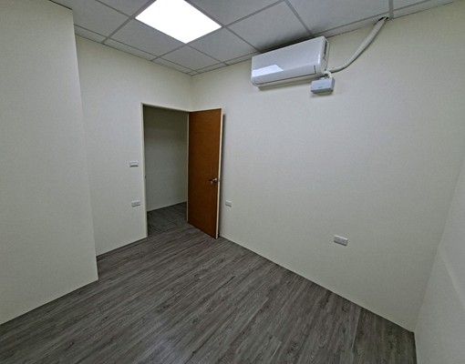 #菜寮站#全新裝潢#正兩房#變頻冷氣#可申請租補#家具可談 - Image 5