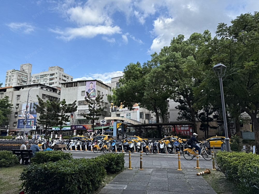 7.0坪/樂利街🐥一年起租🐥臻品住宅 - Image 1
