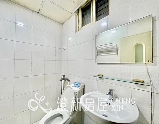 振興路近火車站👍� - Image 4