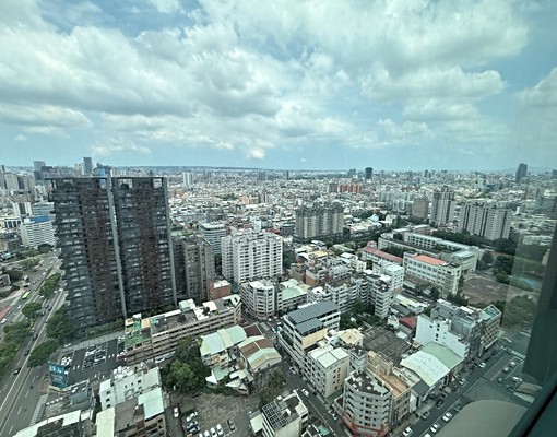 西區草悟道金典絕美視野套房 - Image 3