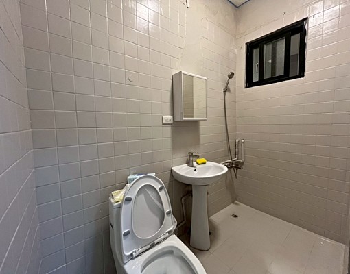 三重國小/可報稅租補入籍可寵/裝潢新格局方正空間大/家具齊全 - Image 11