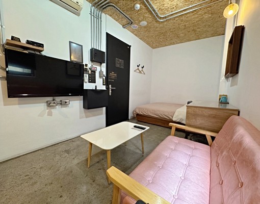 中山路工業風格套出租 - Image 2