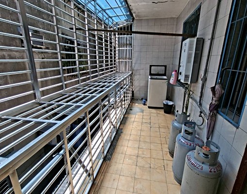 全新家俱、交通便利、生活機能佳、務必看完內文再約看房 - Image 4