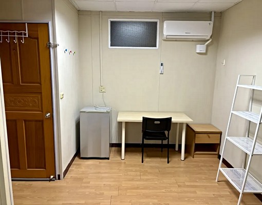 竹北上班首選生活機能佳套房(近台元) - Image 1