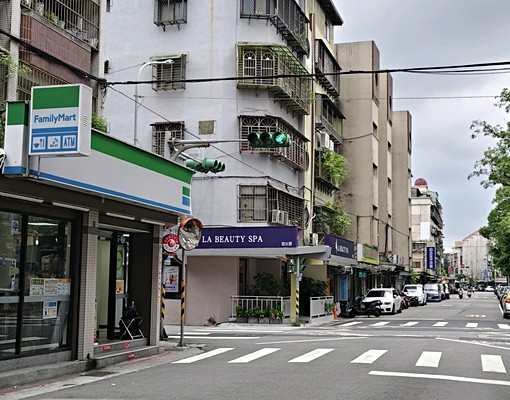 內湖成功雅寓 - Image 1