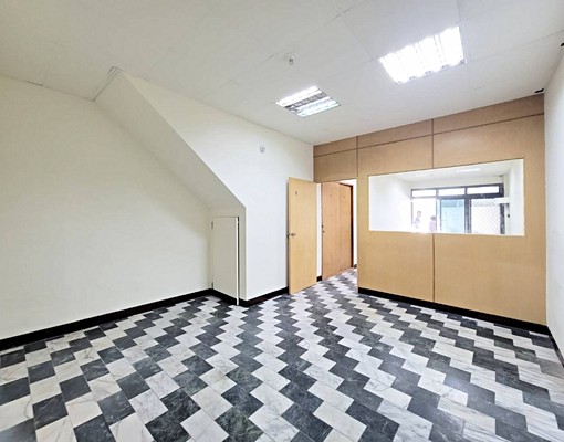 百福一樓店面住家門口好停車 - Image 3