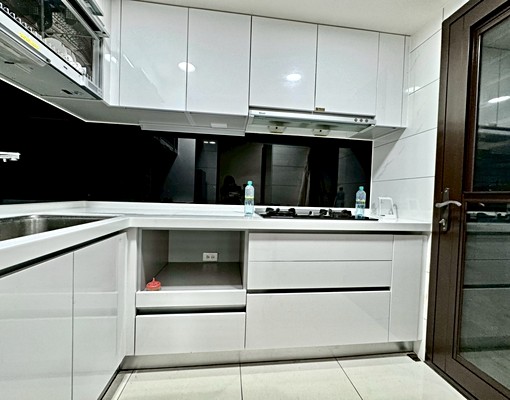 逢甲商圈蛋黃區MY勝美全新2房+平面車位 - Image 9