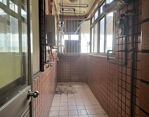 大興西路與中正路口溫馨四房 - Image 3