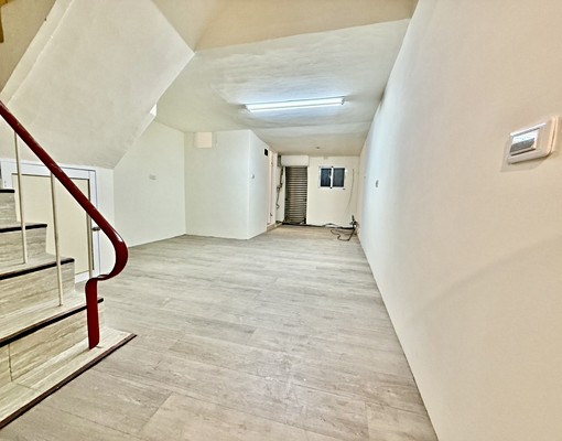 🍎三多商圈優質透天-屋況良好適合工作室(美容、小店面)等 - Image 8