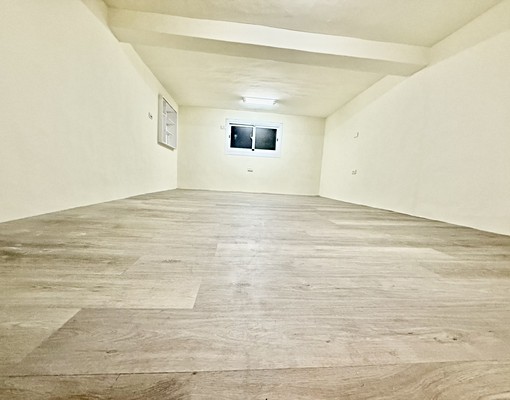 🍎三多商圈優質透天-屋況良好適合工作室(美容、小店面)等 - Image 10