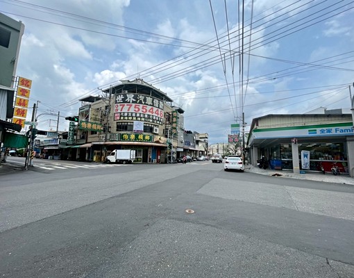⭐️租⭐️屏東鹽埔三角窗金店面整棟出租 - Image 5