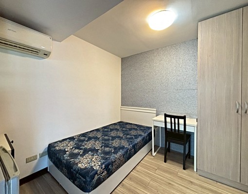 【水源路精緻獨立套房】有大天台可曬太陽、賞月亮、放鬆、找自己 - Image 1