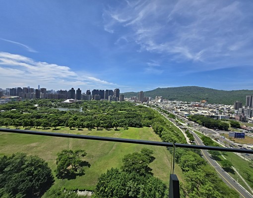 美術館第一排.高樓層頂級商務住商混合大樓(附平車) - Image 6