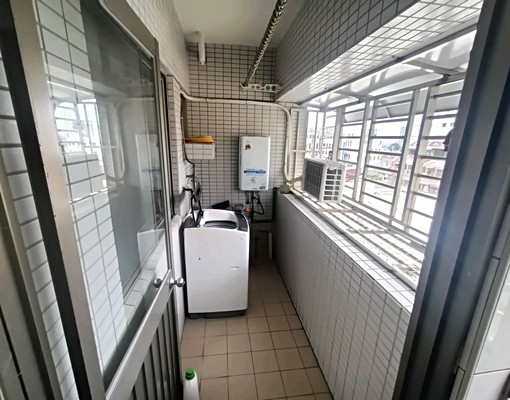 德民黃昏市場附近的電梯大樓 - Image 4