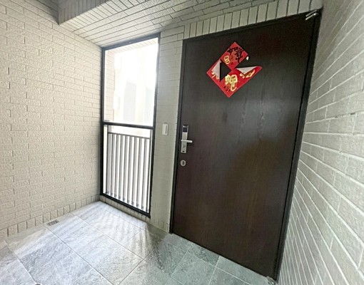 楠梓高大特區~遠見峰悅高樓層採光明亮3房平車 - Image 2