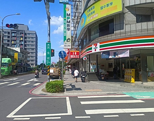 [出租]可租補/三峽近捷運台北加大套房（限上班族） - Image 9