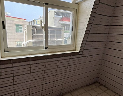 限男性💁♂️近登發市場透天分租雅房✔️ - Image 6