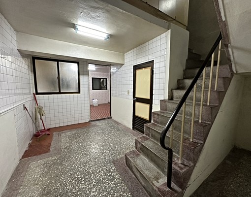 五甲商圈近自強夜市住店透天 - Image 6