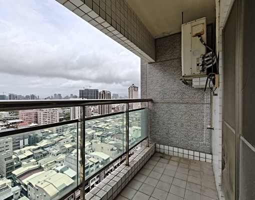 高樓層美景無遮擋空屋正三房可寵可租補 - Image 13