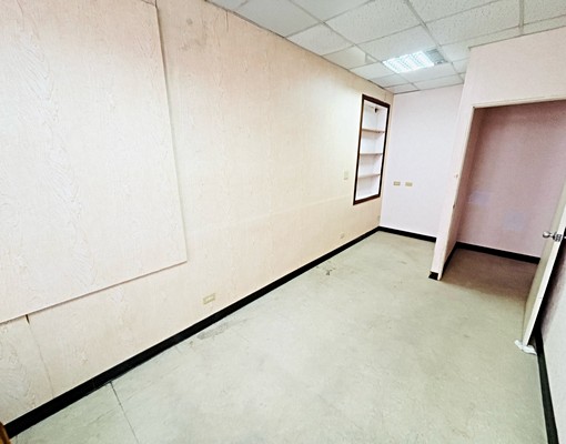 士林站、華榮市場、3房2廳、限家庭/學生合租、可貓、採光佳 - Image 6