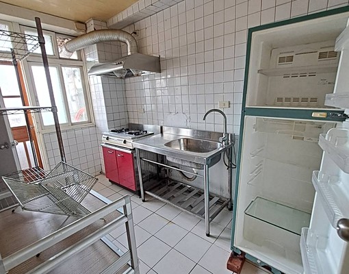 南區國光路兔兔窩簡餐頂樓公寓~三面大陽台 - Image 2