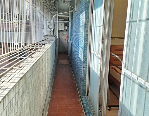 南區國光路兔兔窩簡餐頂樓公寓~三面大陽台 - Image 8