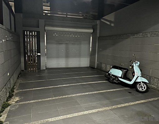 安南區透天雙車庫空屋 - Image 3