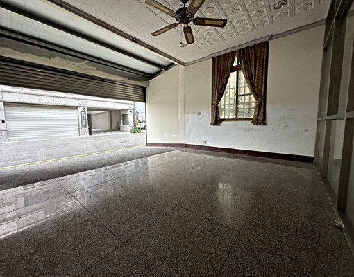 小關埔~金雅9.2米大面寬住店 - Image 1