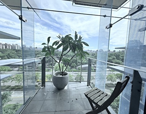 大安森林公園景觀戶,坐北朝南,落地窗採光明亮,設計師精品裝潢 - Image 11