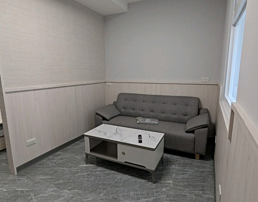 高級裝潢設備齊全就在中興橋旁生活機能好有通風窗 - Image 15