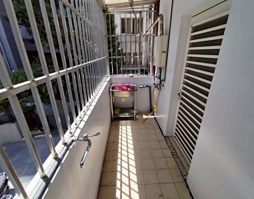 西區整棟透天可寵可營登租補可停雙車店住合一 - Image 9