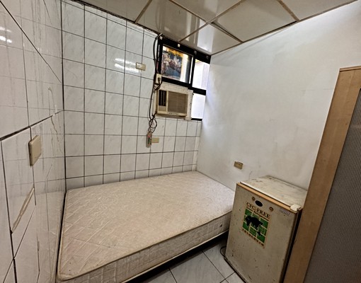 ⭐️板橋江子翠捷運🏢生活機能強🏠鄰近市場及國小⭐️ - Image 4