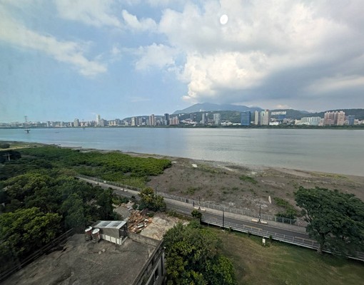 敦信社宅❤️八里加勒比海面河景觀二房❤️免仲可補 - Image 14