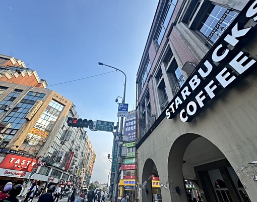 沃盛睿達🏠西門/臺大醫院站5分鐘/可入籍租補/包水包網路 - Image 9