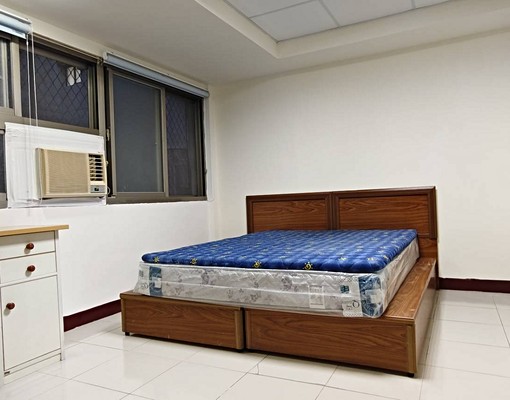 單純安靜,北醫大學宿舍隔壁,醫大學網球場旁邊,近小巴交通便 - Image 5