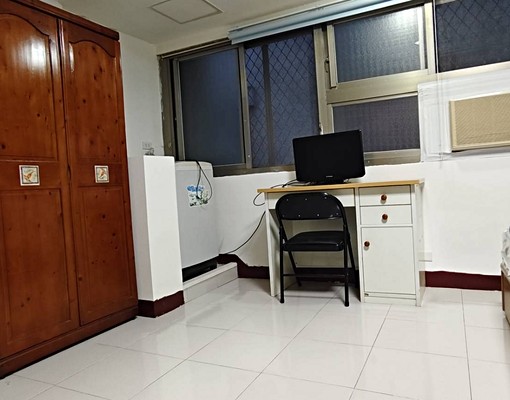 單純安靜,北醫大學宿舍隔壁,醫大學網球場旁邊,近小巴交通便 - Image 6