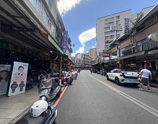 民生街黃金店面💖預約看房找有巢琬甄💖 - Image 1