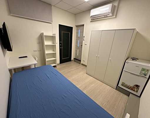 社子市場旁-全新裝潢獨棟套房出租 - Image 1